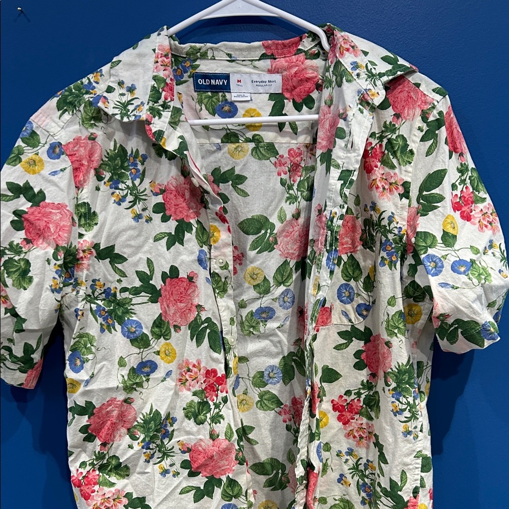 Old Navy Men's Floral Shirt - Red, Green, Blue